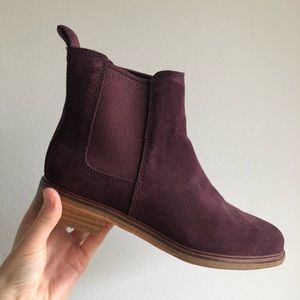 Clarks - burgundy suede Chelsea boots (Size 7.5 US Women’s)